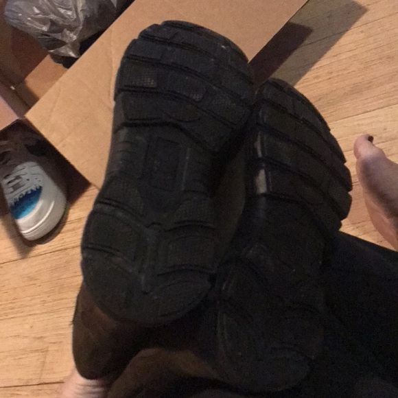 Boots - Picture 4 of 4